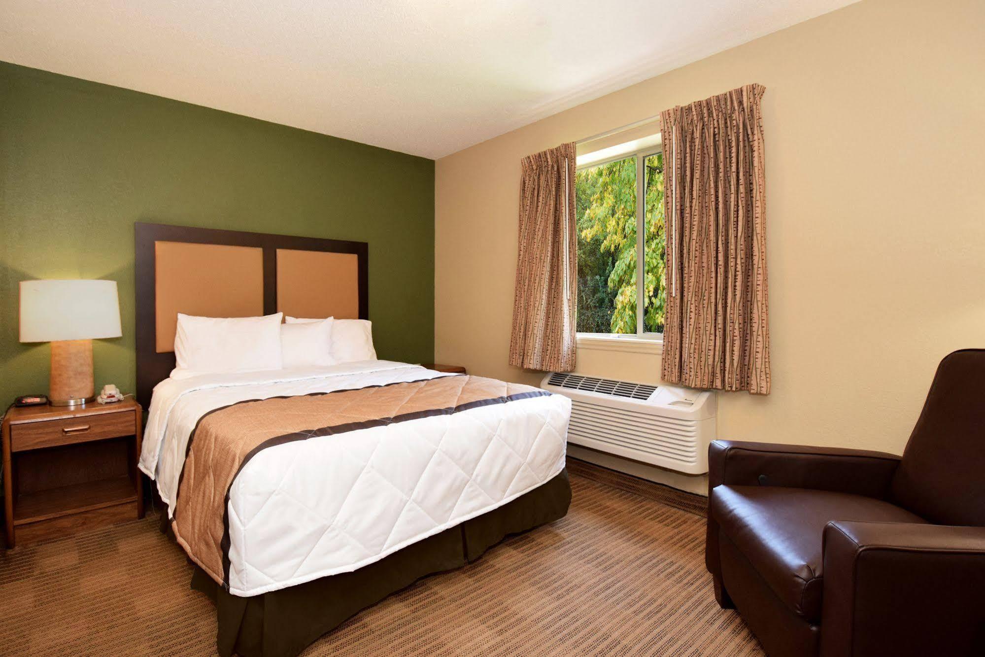 Extended Stay America Suites - Chicago - Lombard - Yorktown Center Ngoại thất bức ảnh