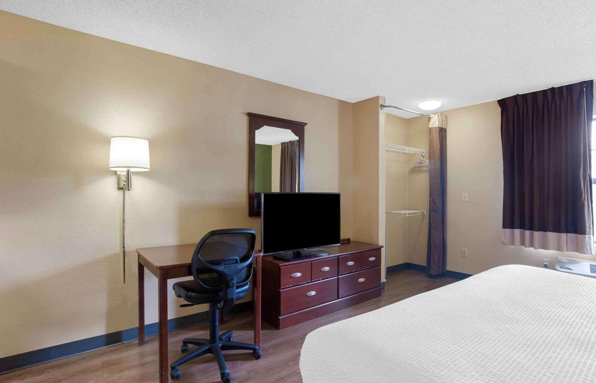 Extended Stay America Suites - Chicago - Lombard - Yorktown Center Ngoại thất bức ảnh